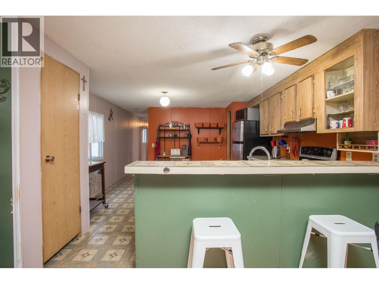 95 145 KING EDWARD STREET photo 5