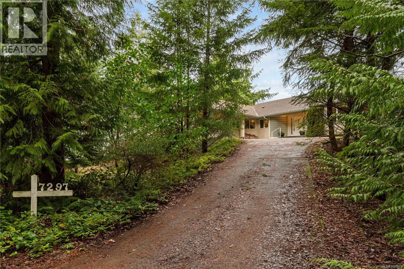 7297 Aulds Rd photo 4