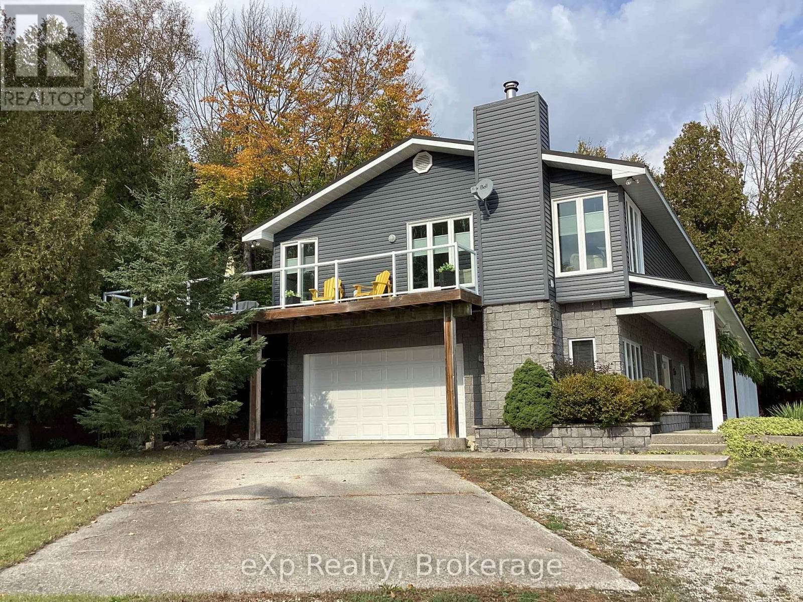 900 BERFORD STREET photo 2