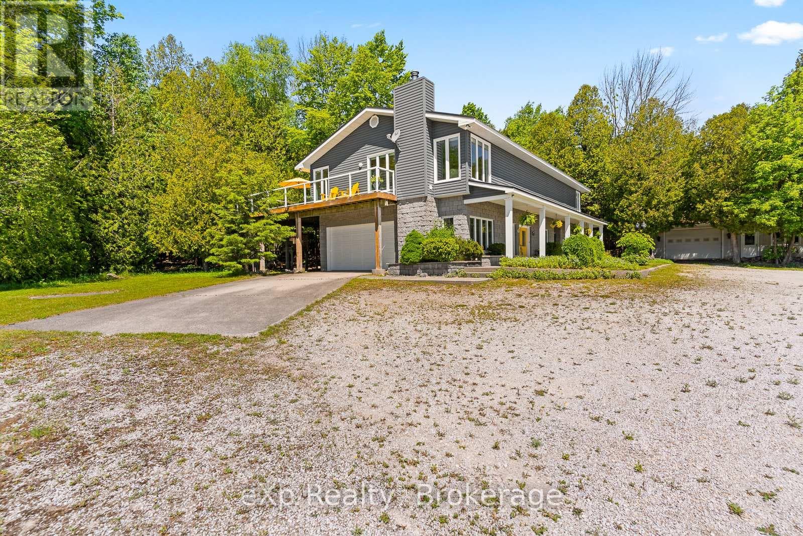 900 BERFORD STREET photo 3
