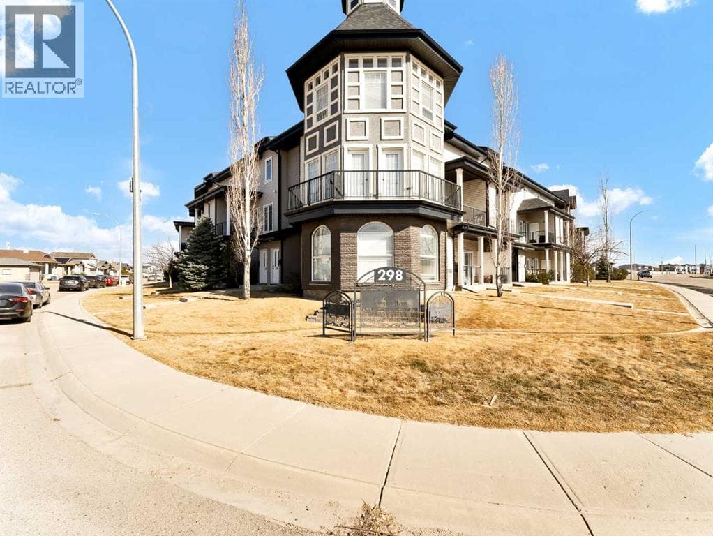 3 bed 3 bath single family at 25, 298 Somerset Way SE — $324,900
