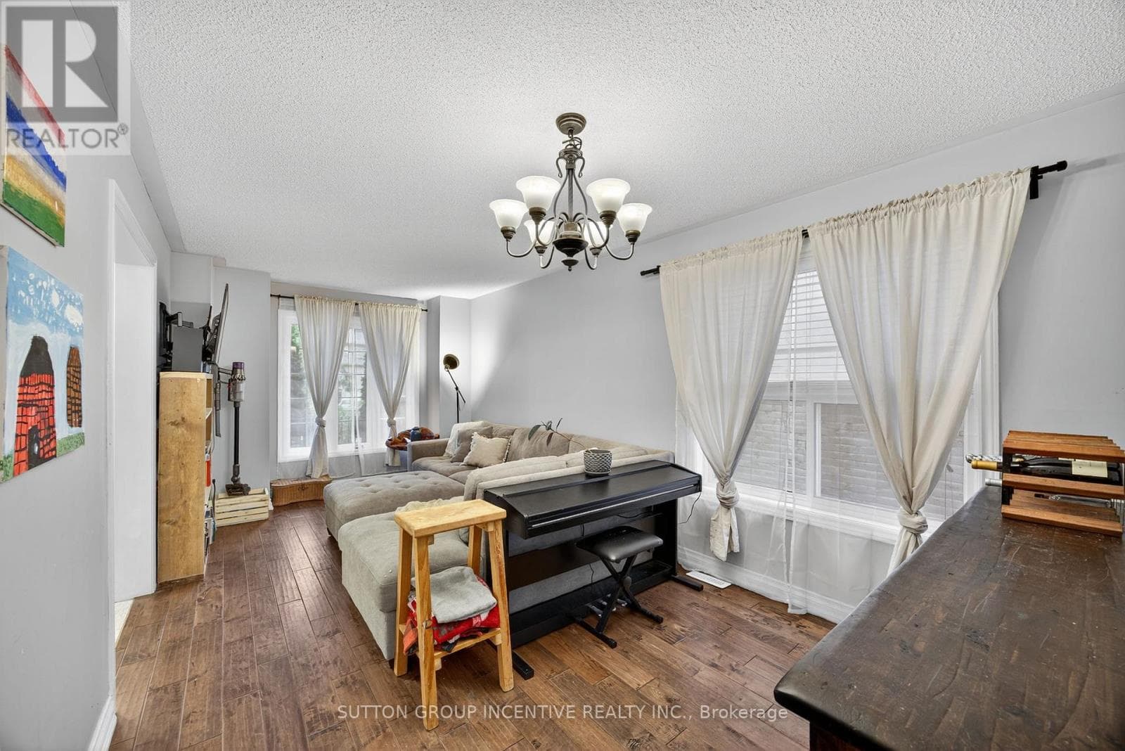 4 DUNNETT DRIVE photo 4