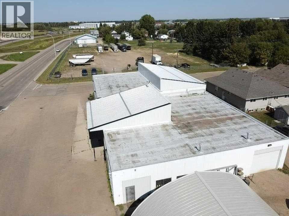 5305 49 Street photo 5