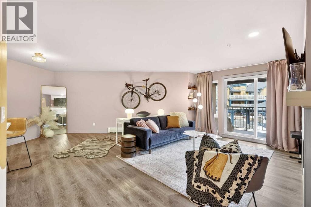 218, 25 Richard Place SW photo 5