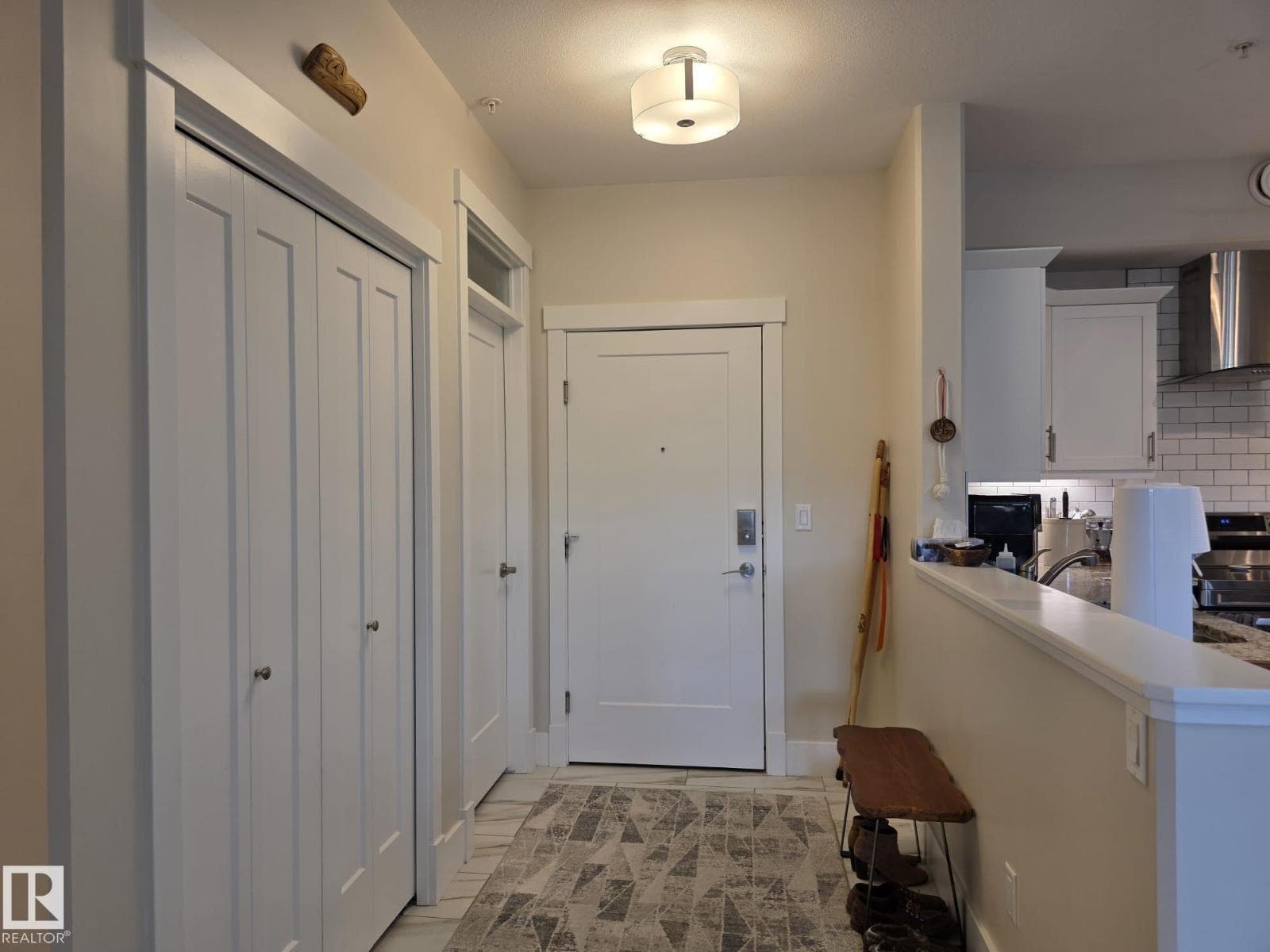 #304 5201 Brougham DR photo 2