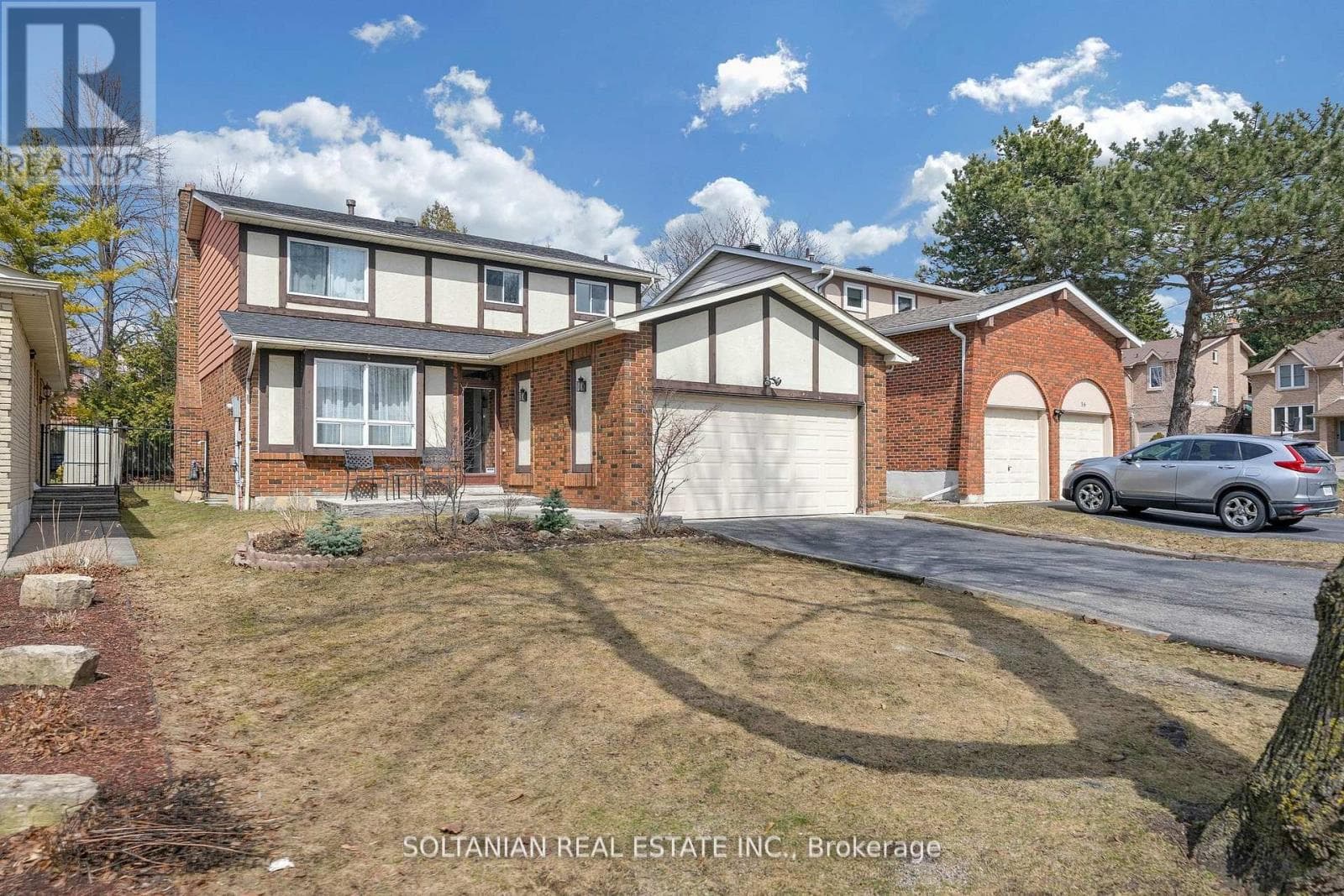 54 BRAEBURN DRIVE photo 2