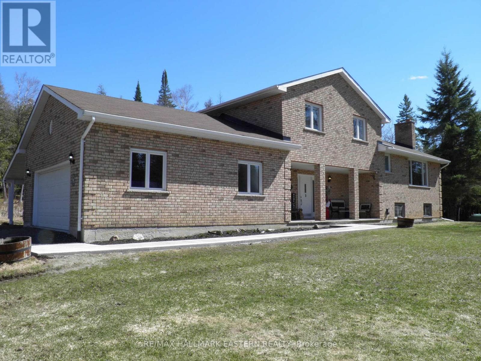 1079 ROCK ROAD photo 2