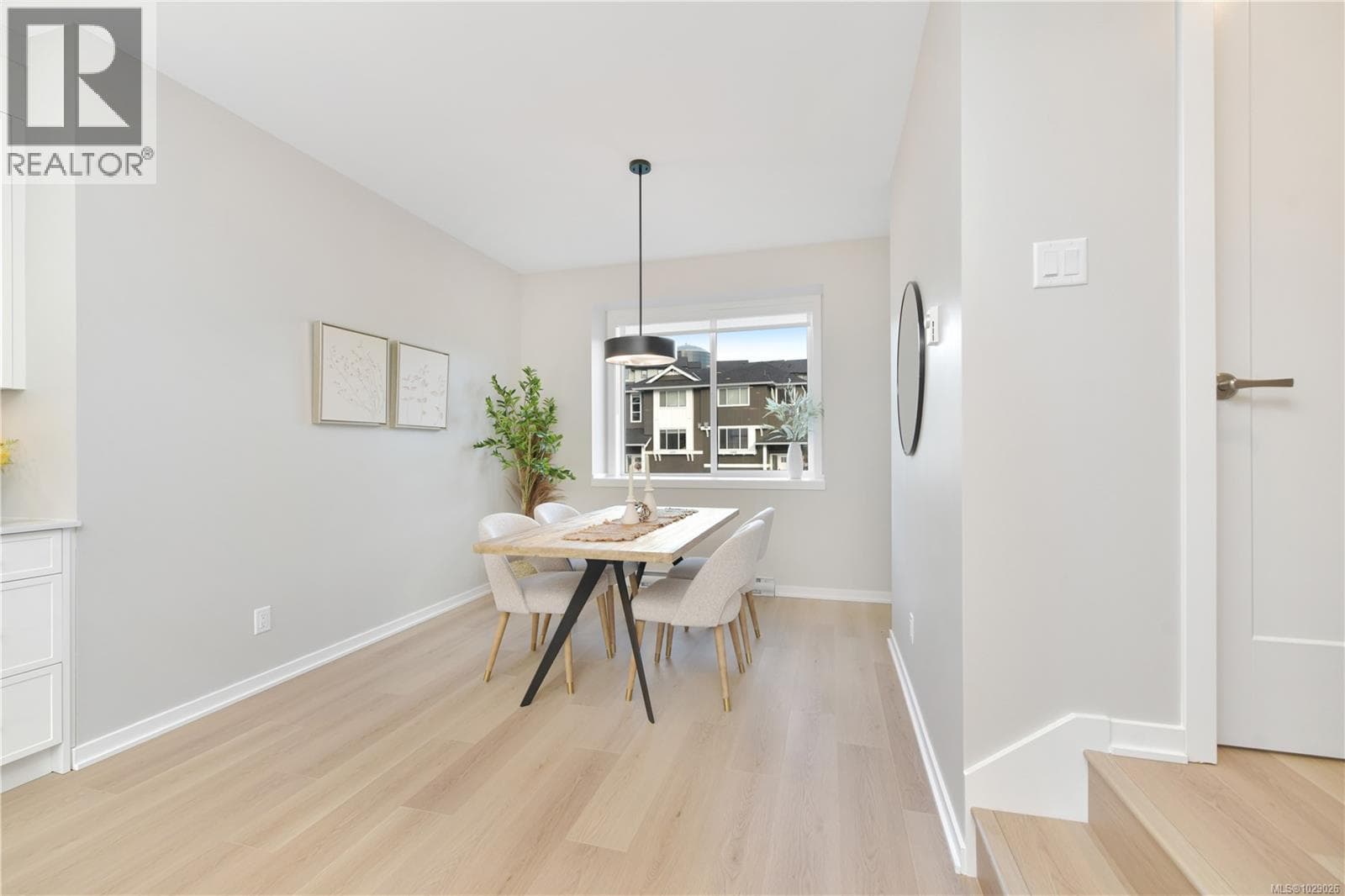 1501 Atlas Dr photo 5