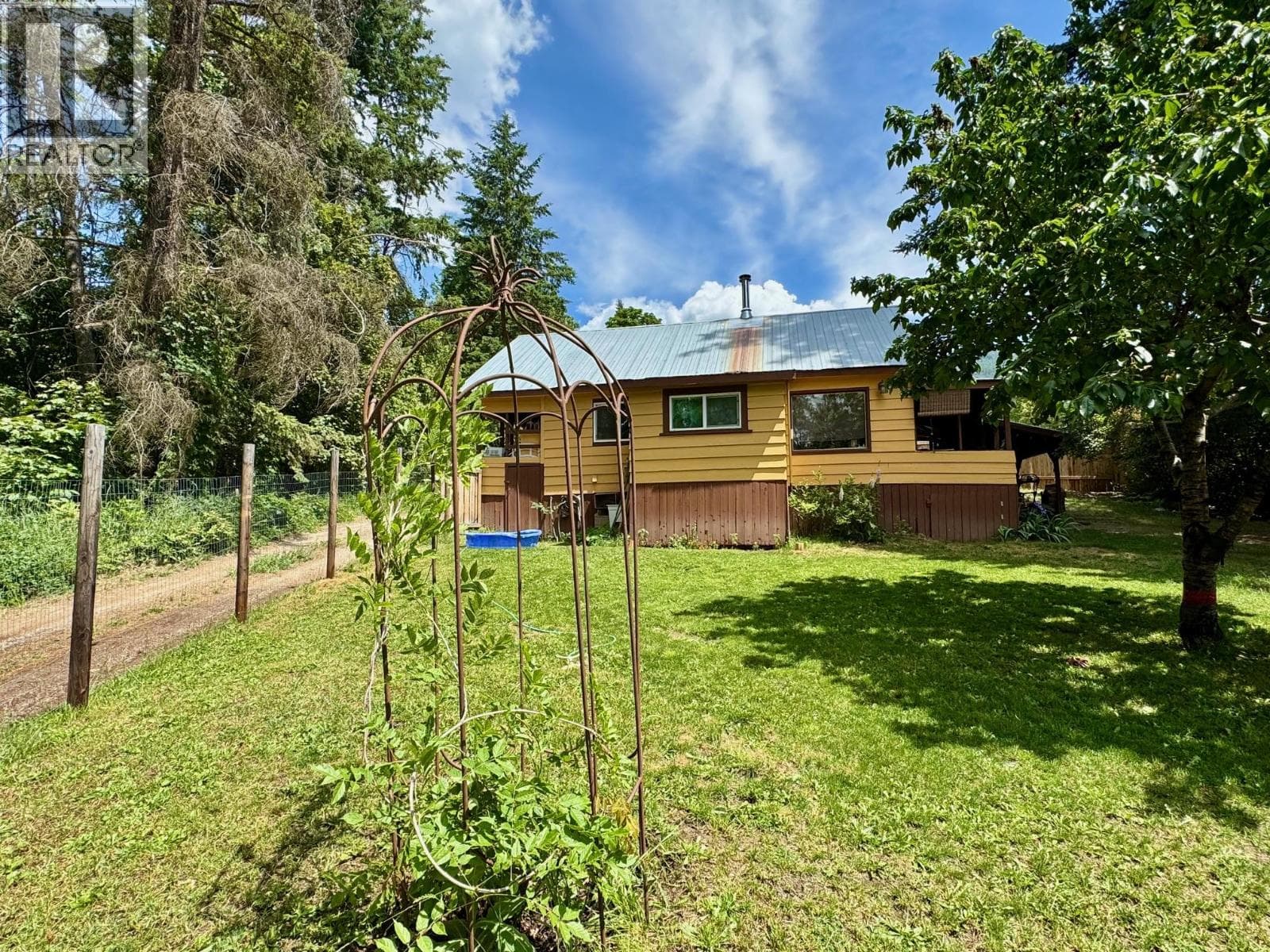 5128 Duck Creek Road photo 4