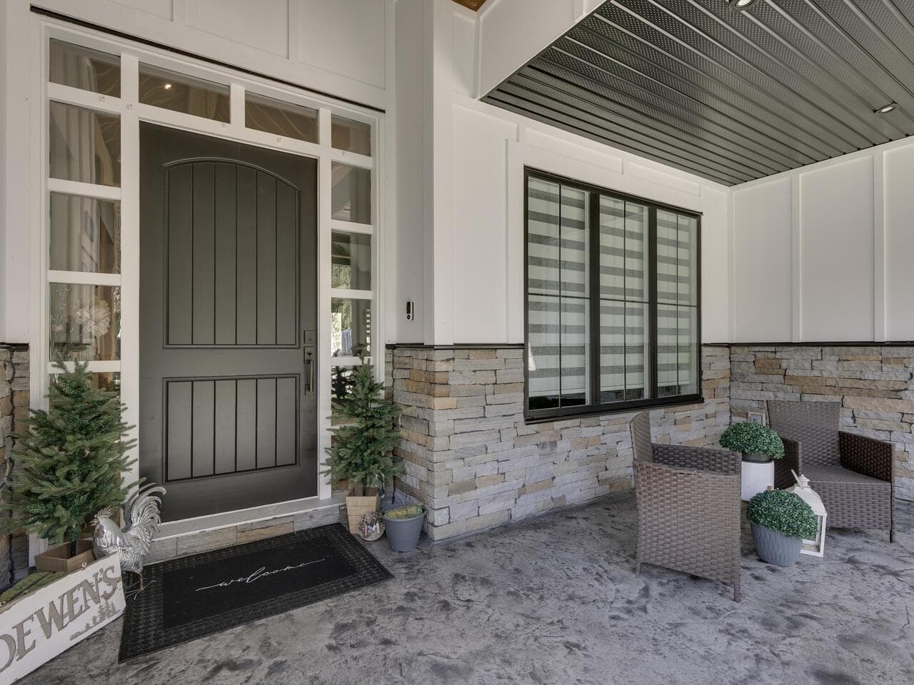 9409 ERICKSON STREET photo 3