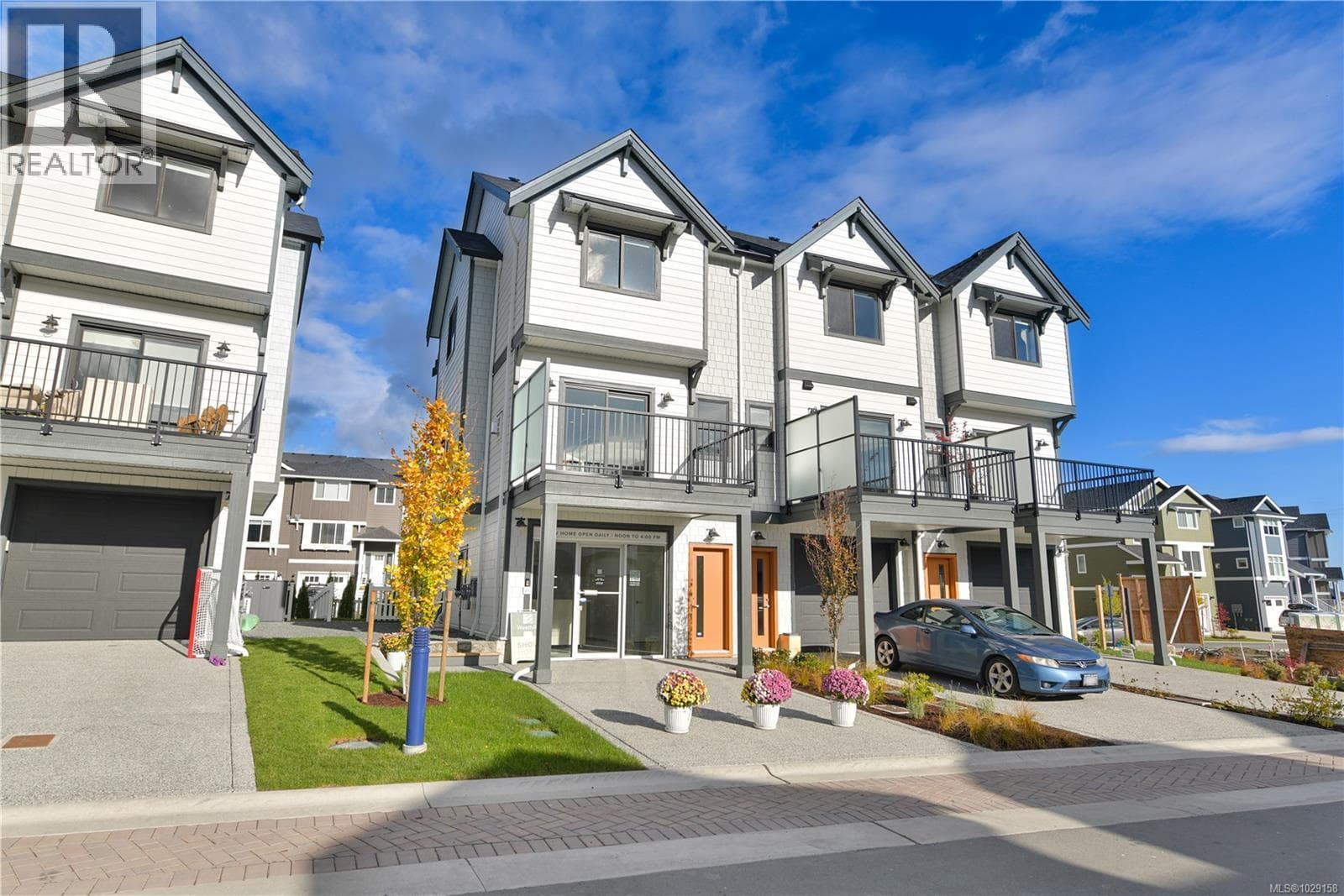 2 bed 3 bath single family at 1511 Atlas Dr — $684,900
