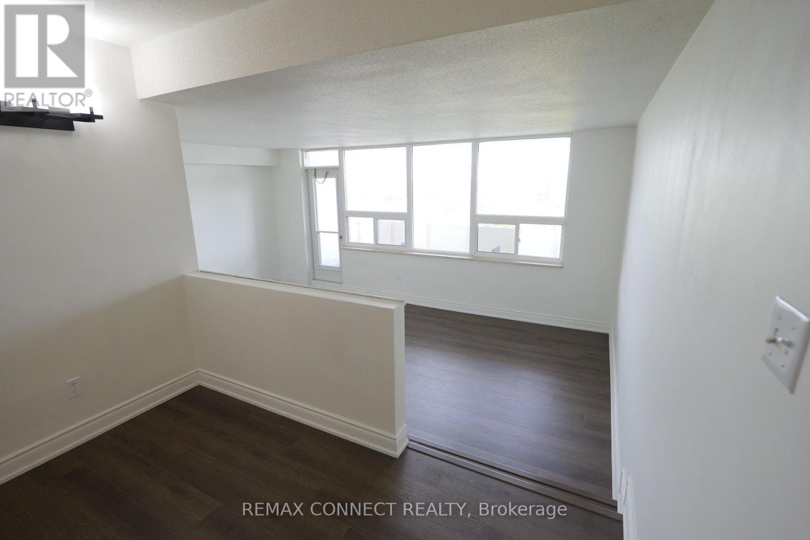 912 - 1360 YORK MILLS ROAD photo 4