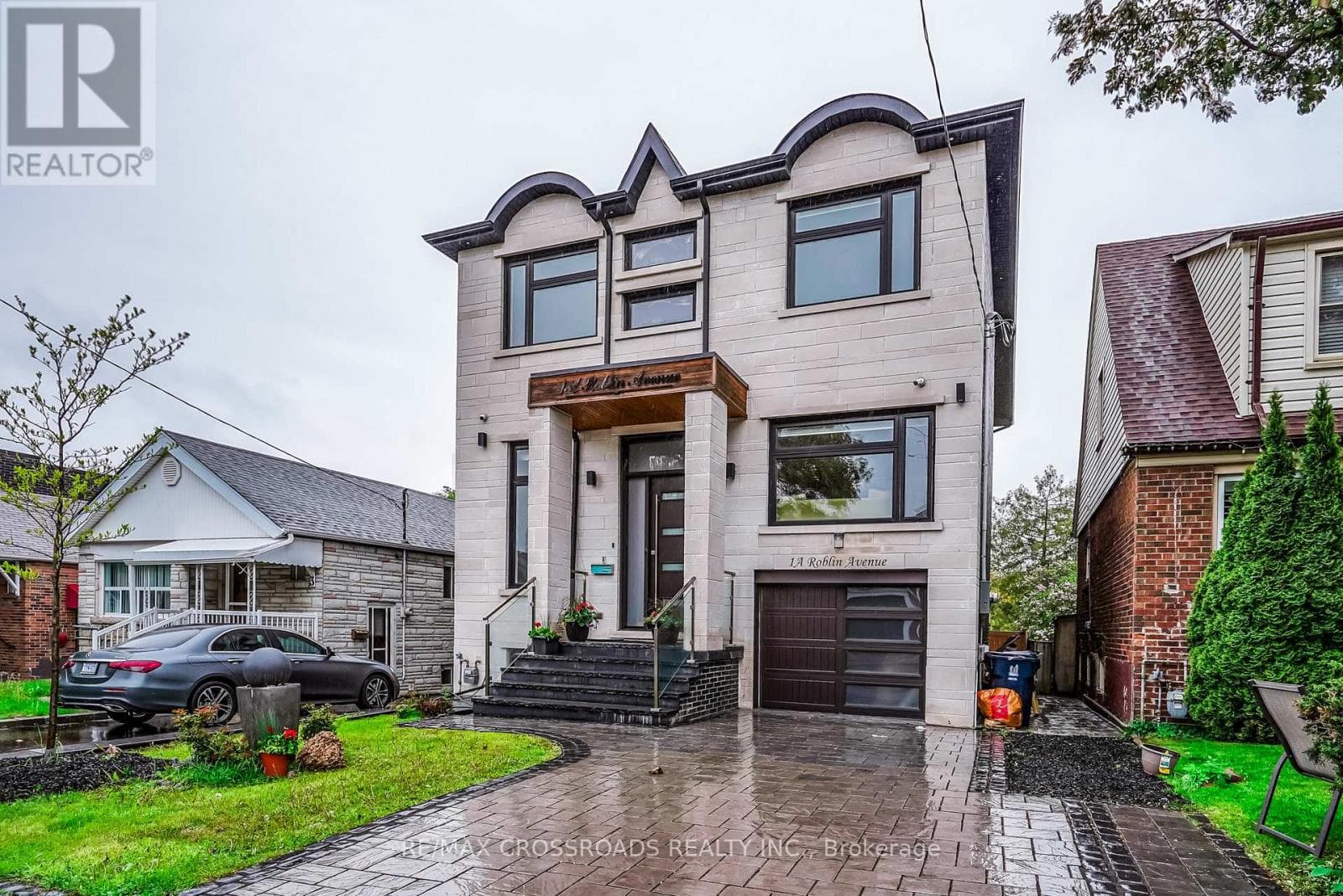 1A ROBLIN AVENUE photo 3