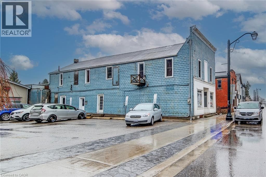 41-43 WOODSTOCK Street S photo 3