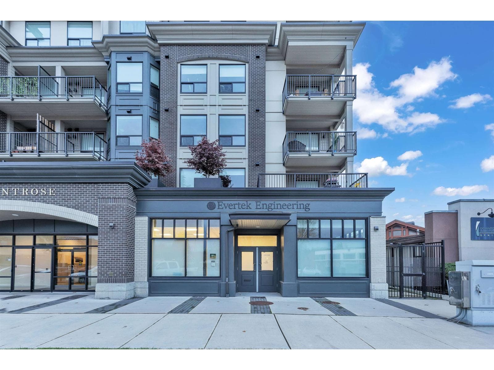 office at 101 2493 MONTROSE AVENUE — $1,275,000