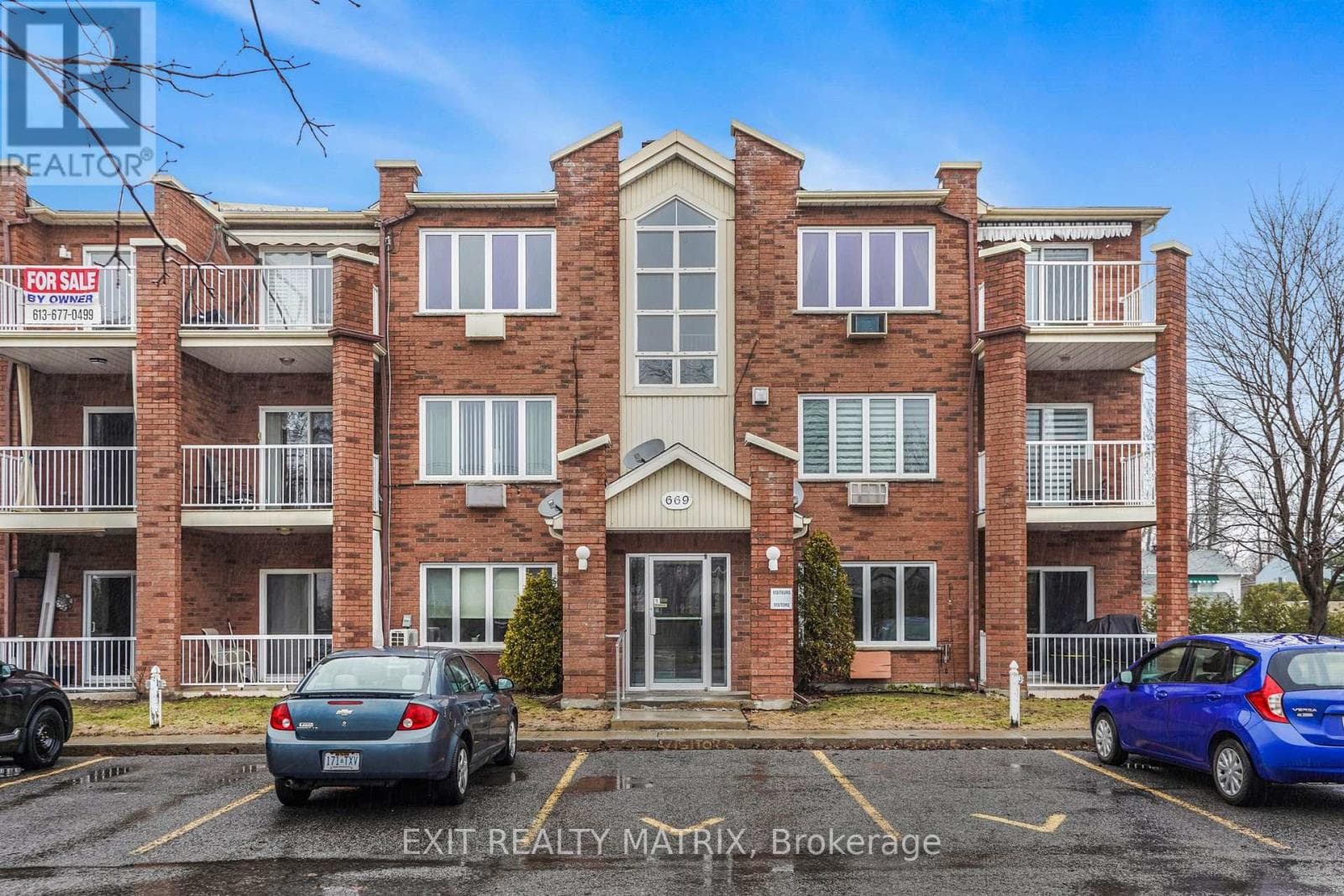 2 bed 1 bath single family at 4 - 669 SPENCE AVENUE — $289,900