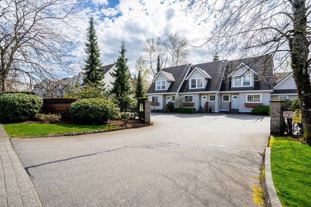3 19948 WILLOUGHBY WAY photo 2