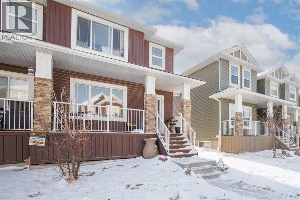 29 Redstone Common NE photo 2