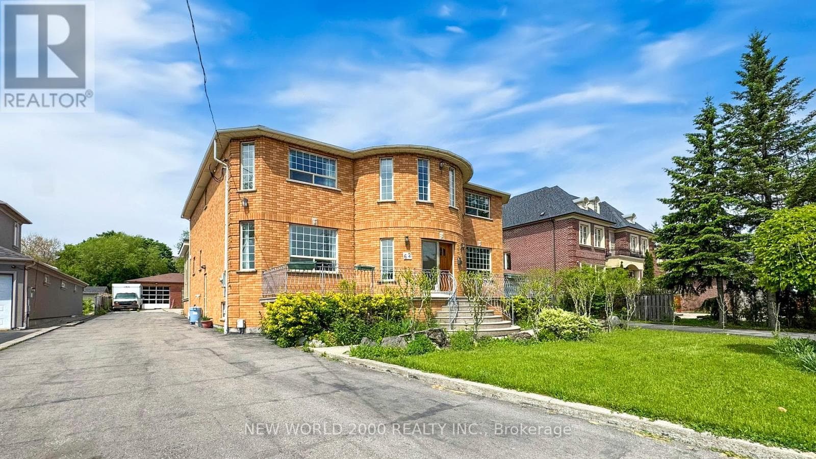 62 LANGSTAFF ROAD W photo 3