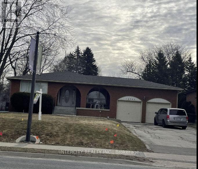 12727 KEELE STREET photo 2