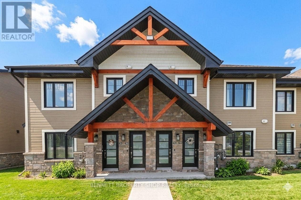 2 bed 1 bath single family at 702 - 123 ST MORITZ TRAIL — $399,900