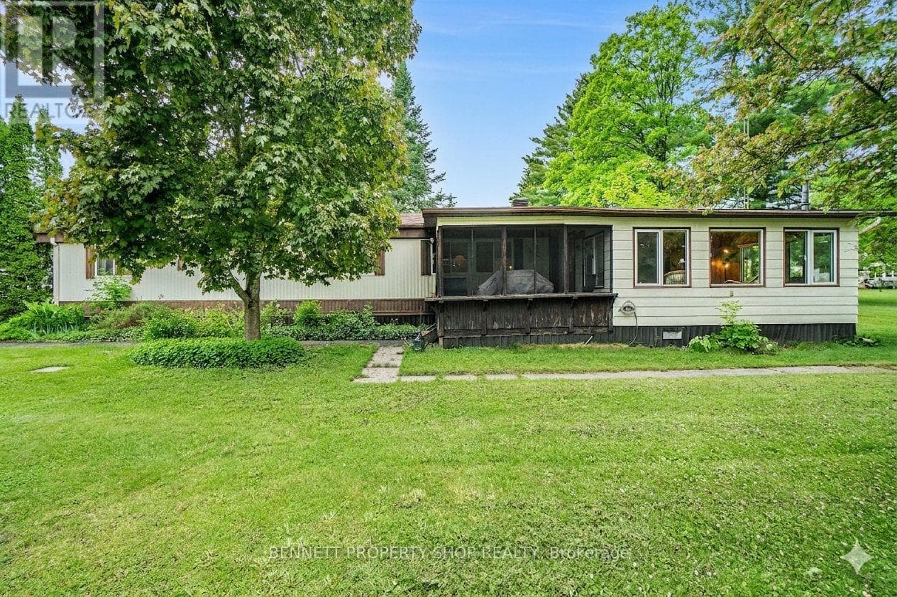 2 bed 1 bath single family at 36 WOODSIDE LANE — $249,999
