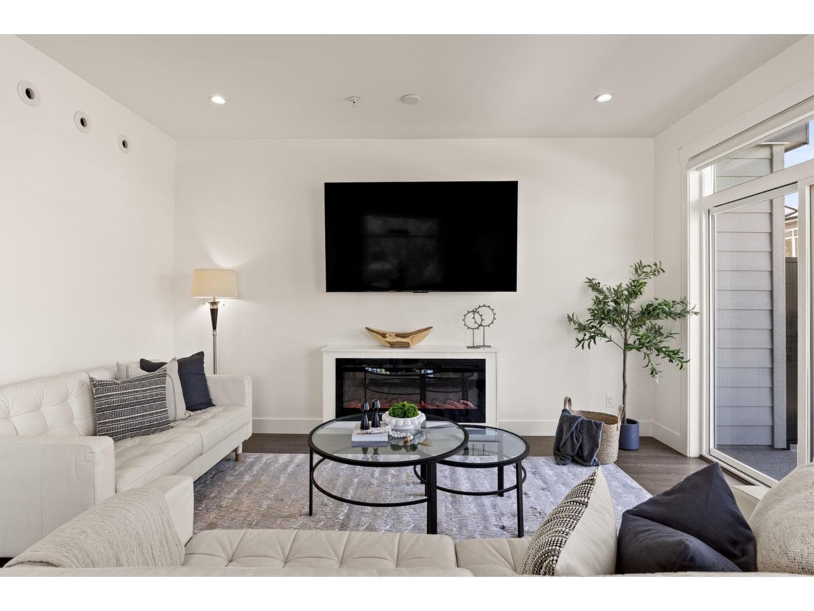 4 bed 4 bath single family at 26 22334 48 AVENUE — $925,000