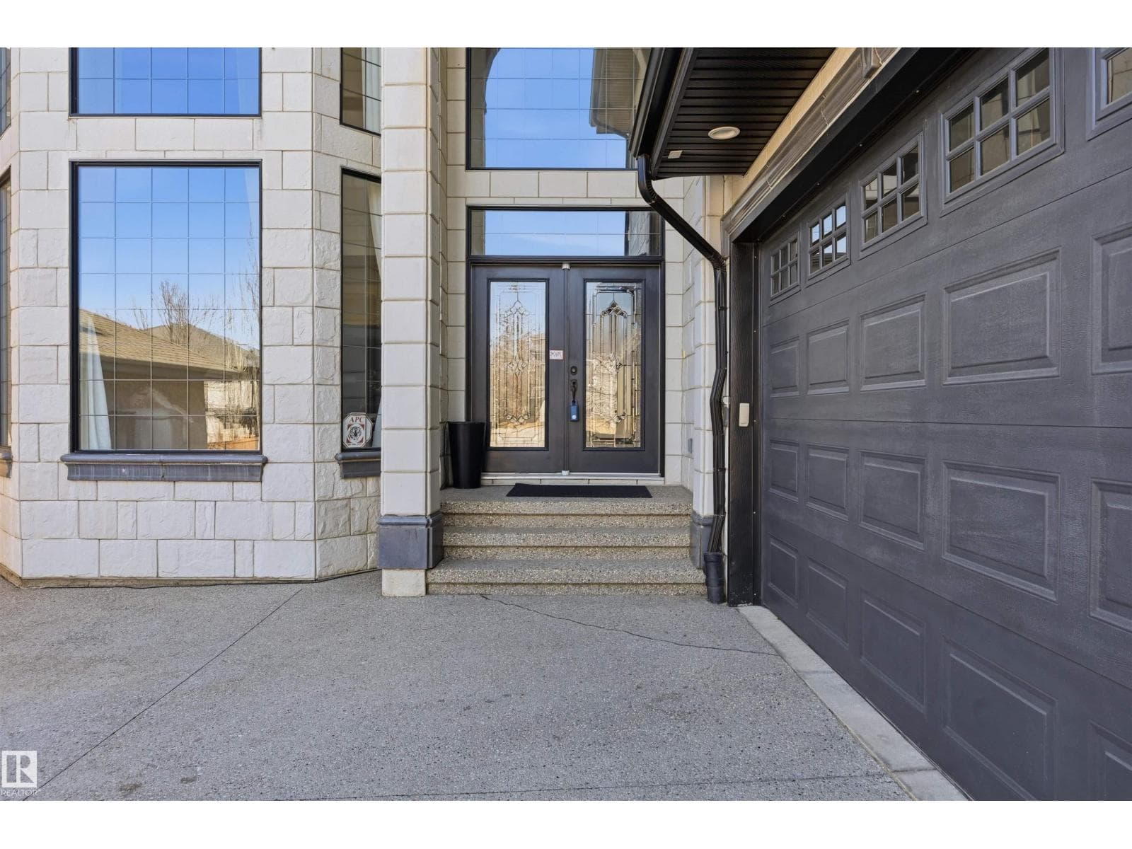 831 HOLLANDS LD NW photo 4