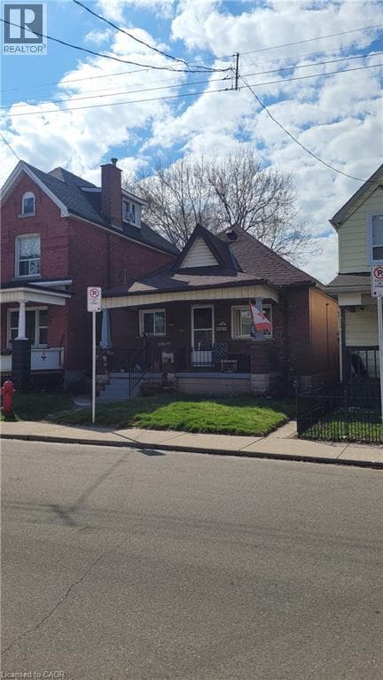 121 GIBSON Avenue photo 2