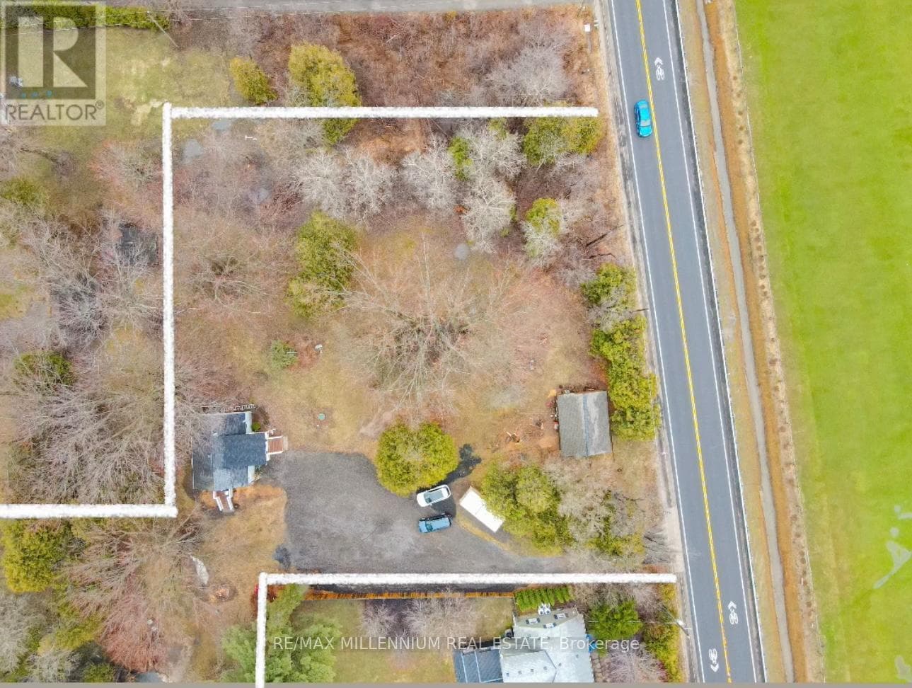 2424 OLDE BASE LINE ROAD photo 3