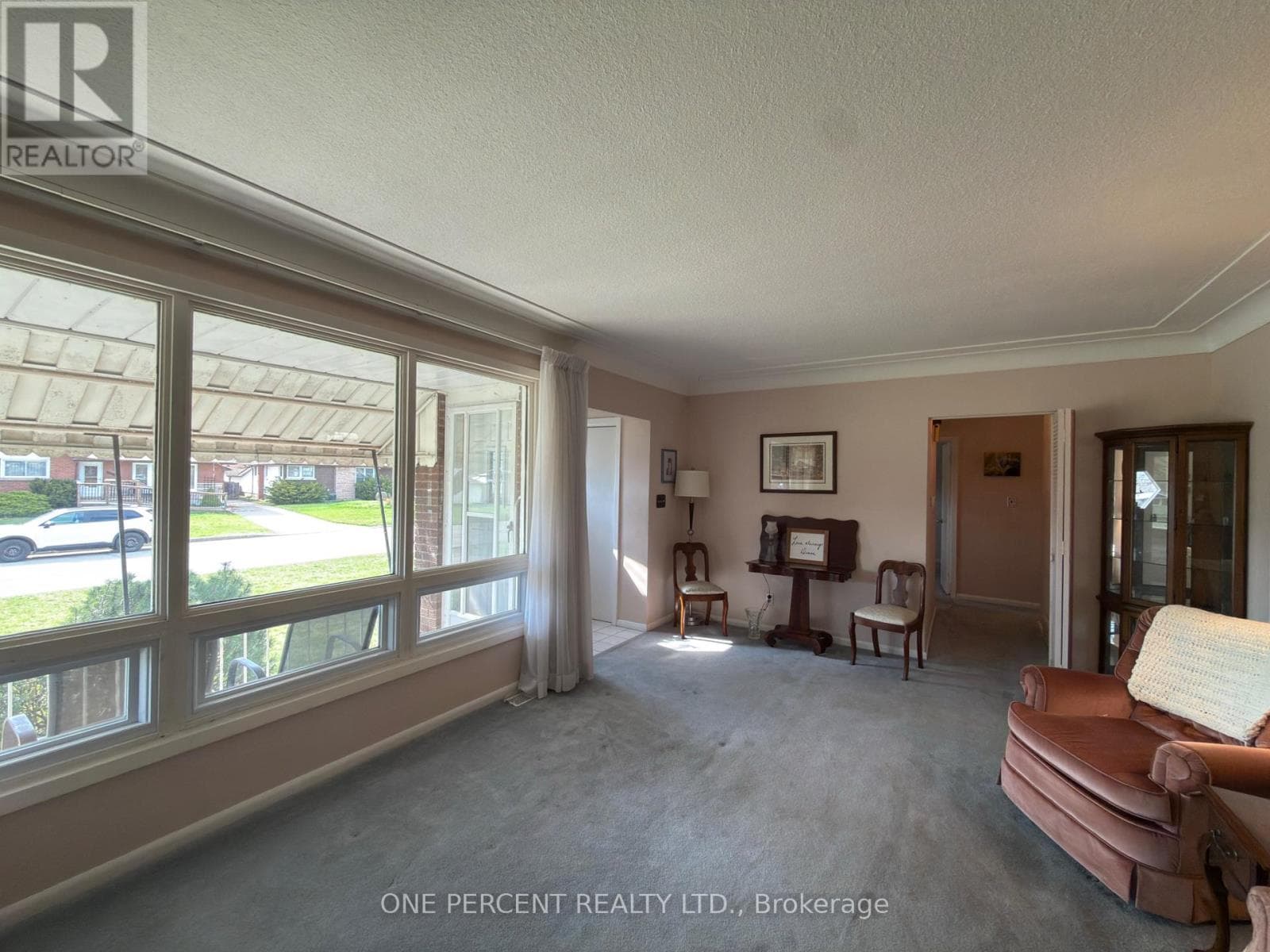 8800 CHAMPLAIN DRIVE photo 3