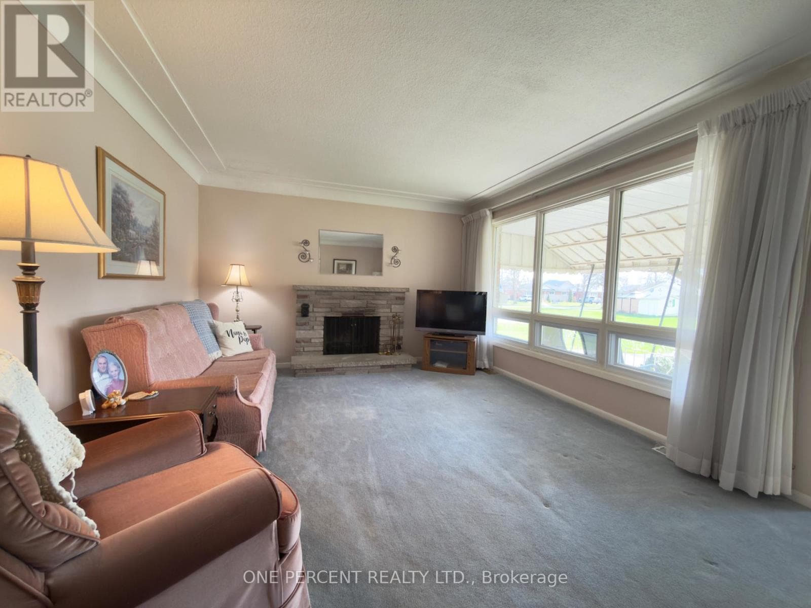 8800 CHAMPLAIN DRIVE photo 4