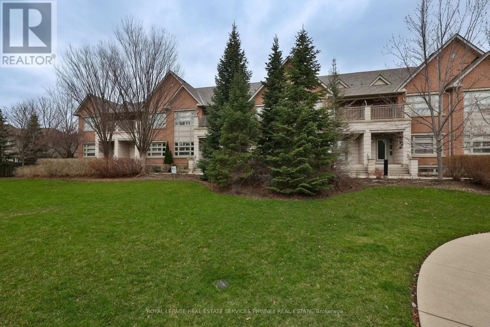 15 - 2460 PRINCE MICHAEL DRIVE photo 2