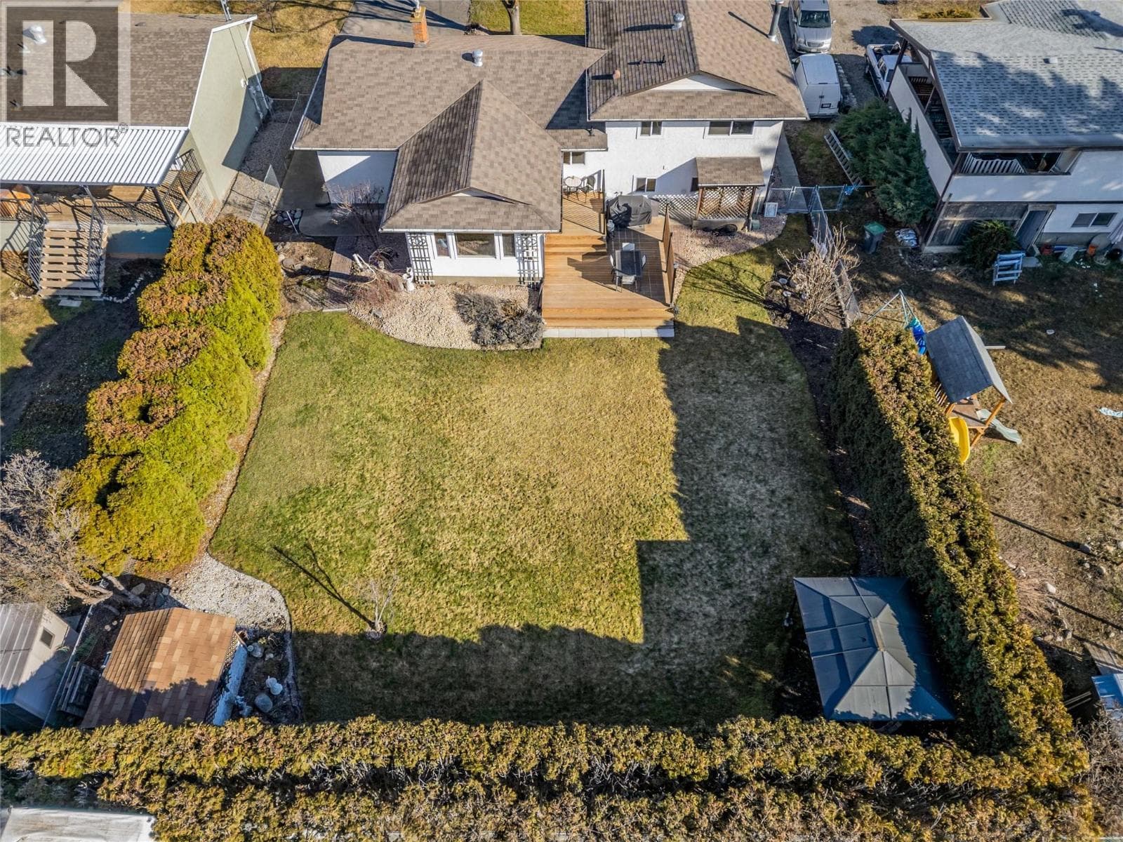 935 Hickory Road photo 3