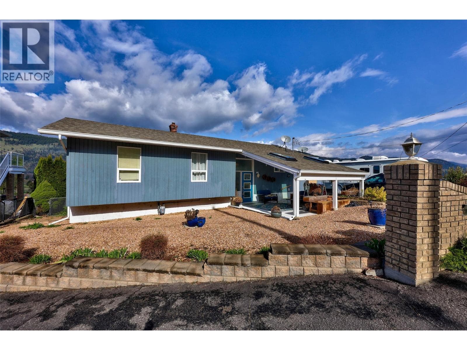 1200 Bay Drive photo 2