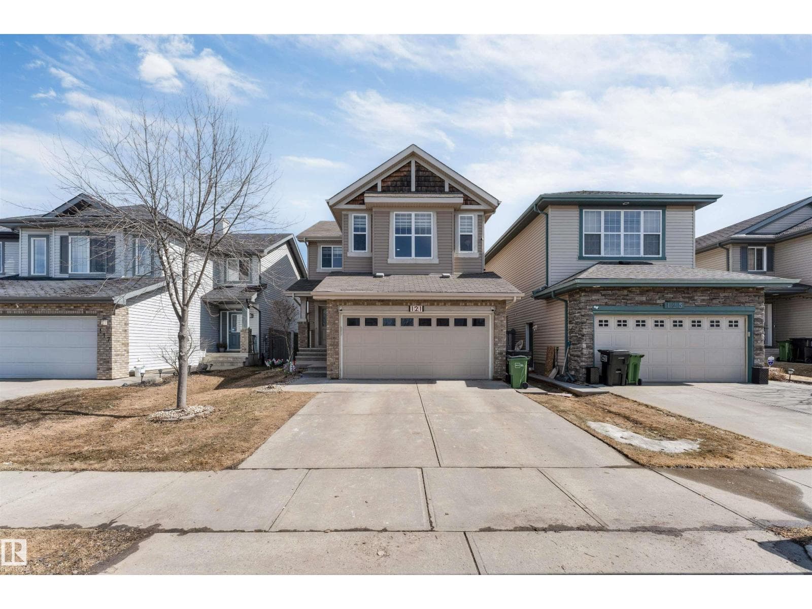 121 64 ST SW photo 2