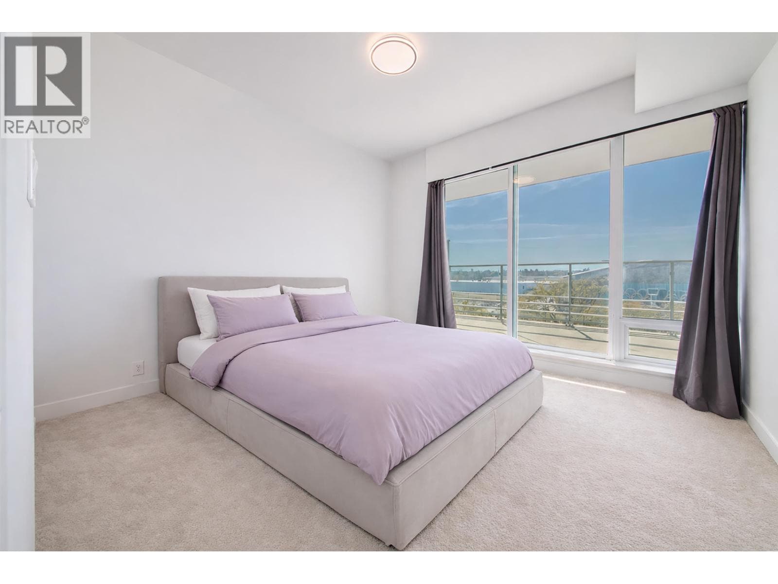 604 6622 PEARSON WAY photo 5