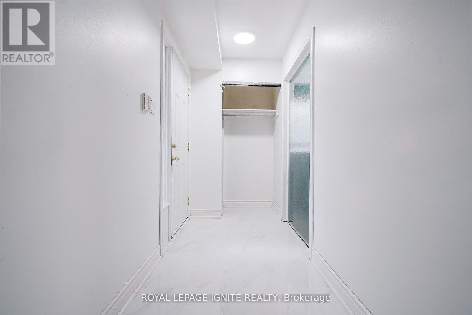 122 VALDOR DRIVE photo 2