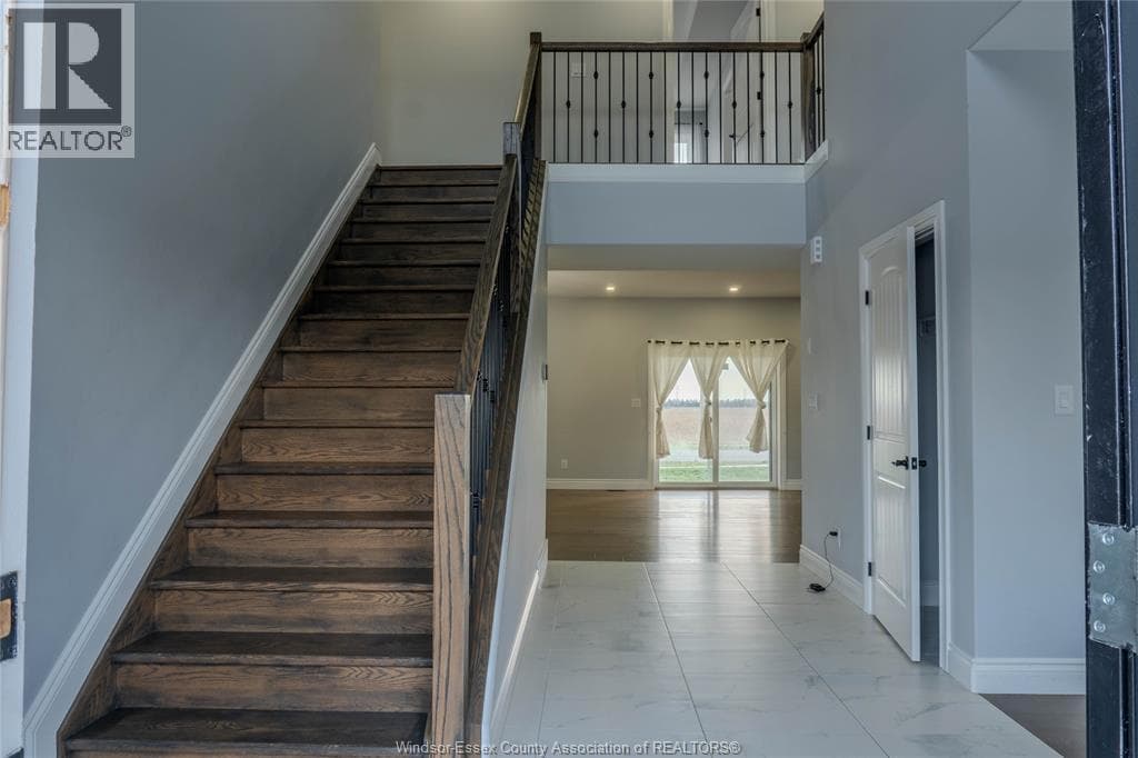 74 DUNDEE DRIVE photo 5