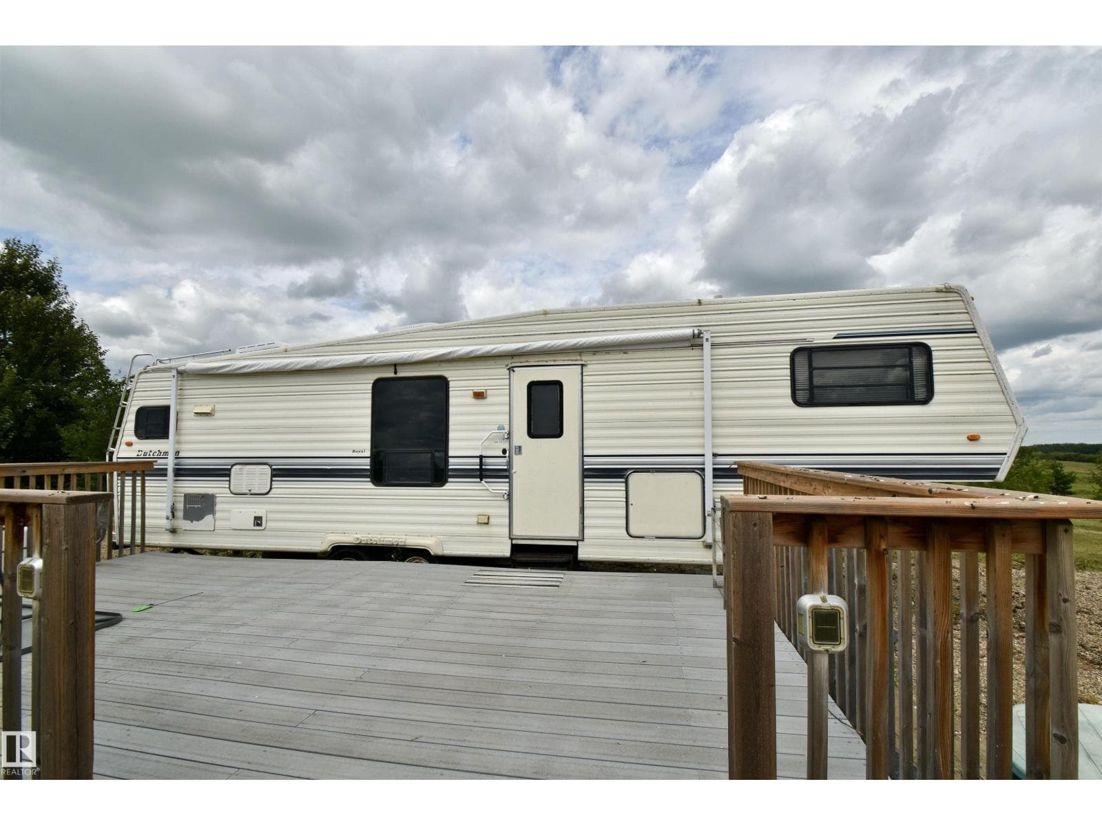 801 56316 RNG RD 113 photo 3