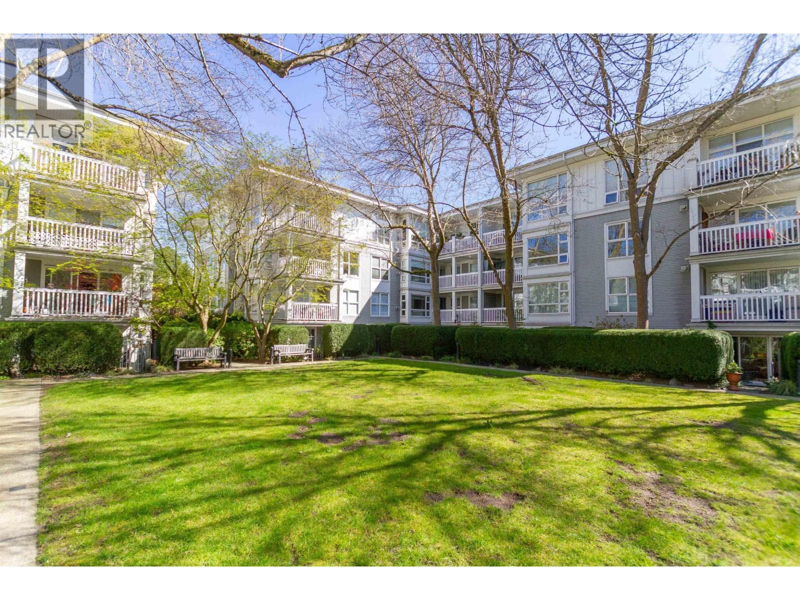 1 bed 1 bath single family at 204 1868 W 5TH AVENUE — $849,000