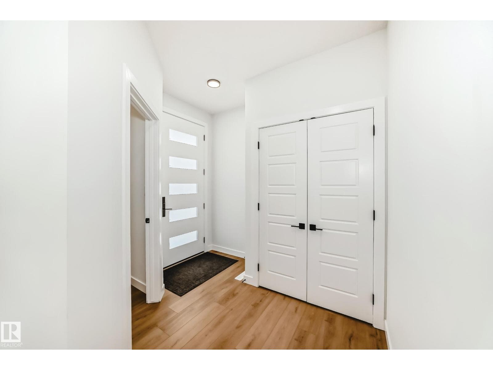 341 ROBERTS WD photo 4