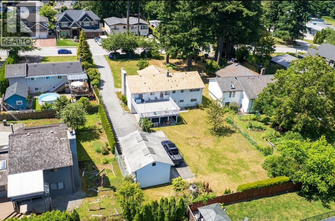 945 LILLIAN STREET photo 3