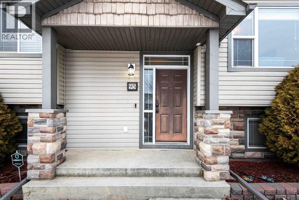 95 Inglewood Drive photo 3