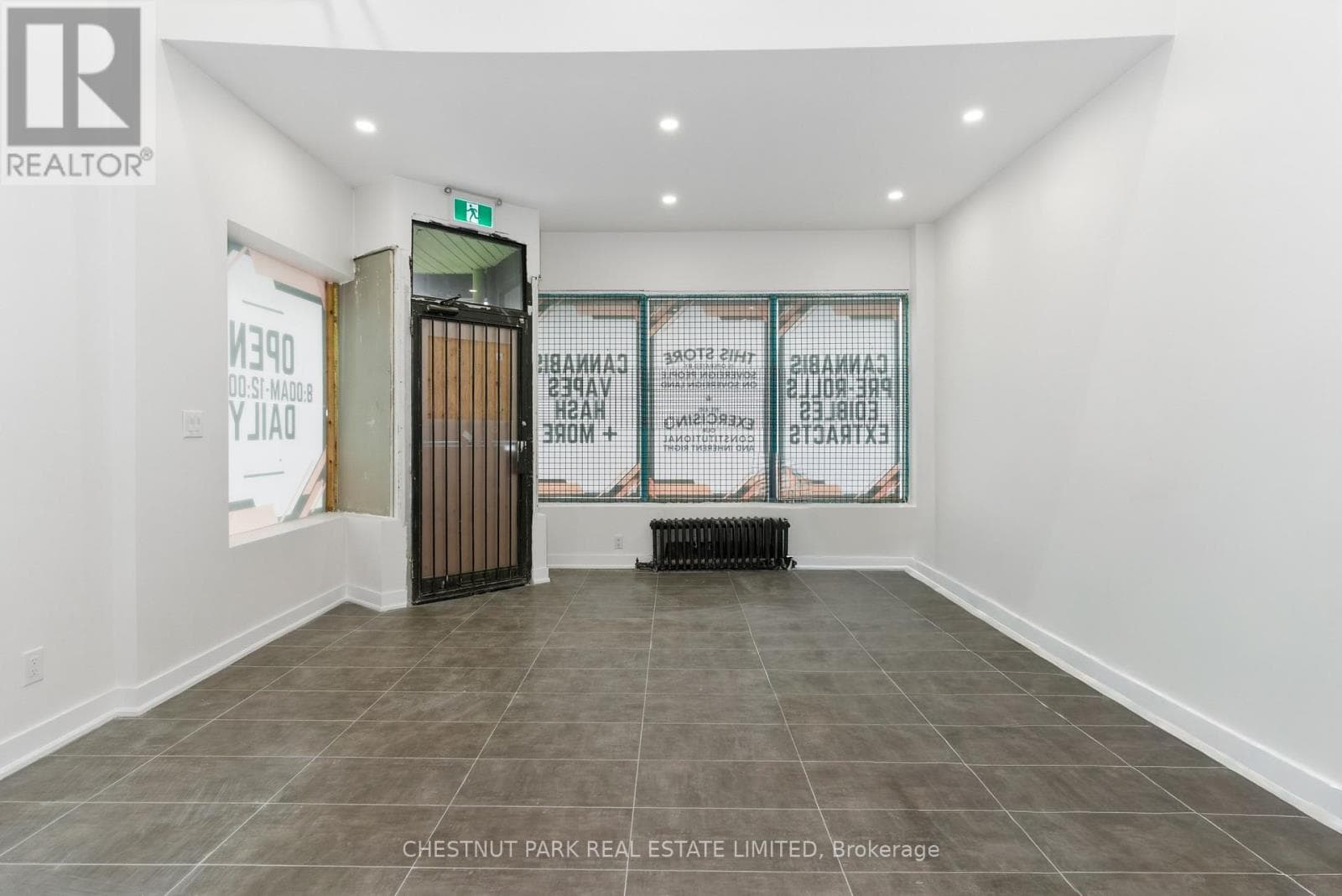 41 RONCESVALLES AVENUE photo 3