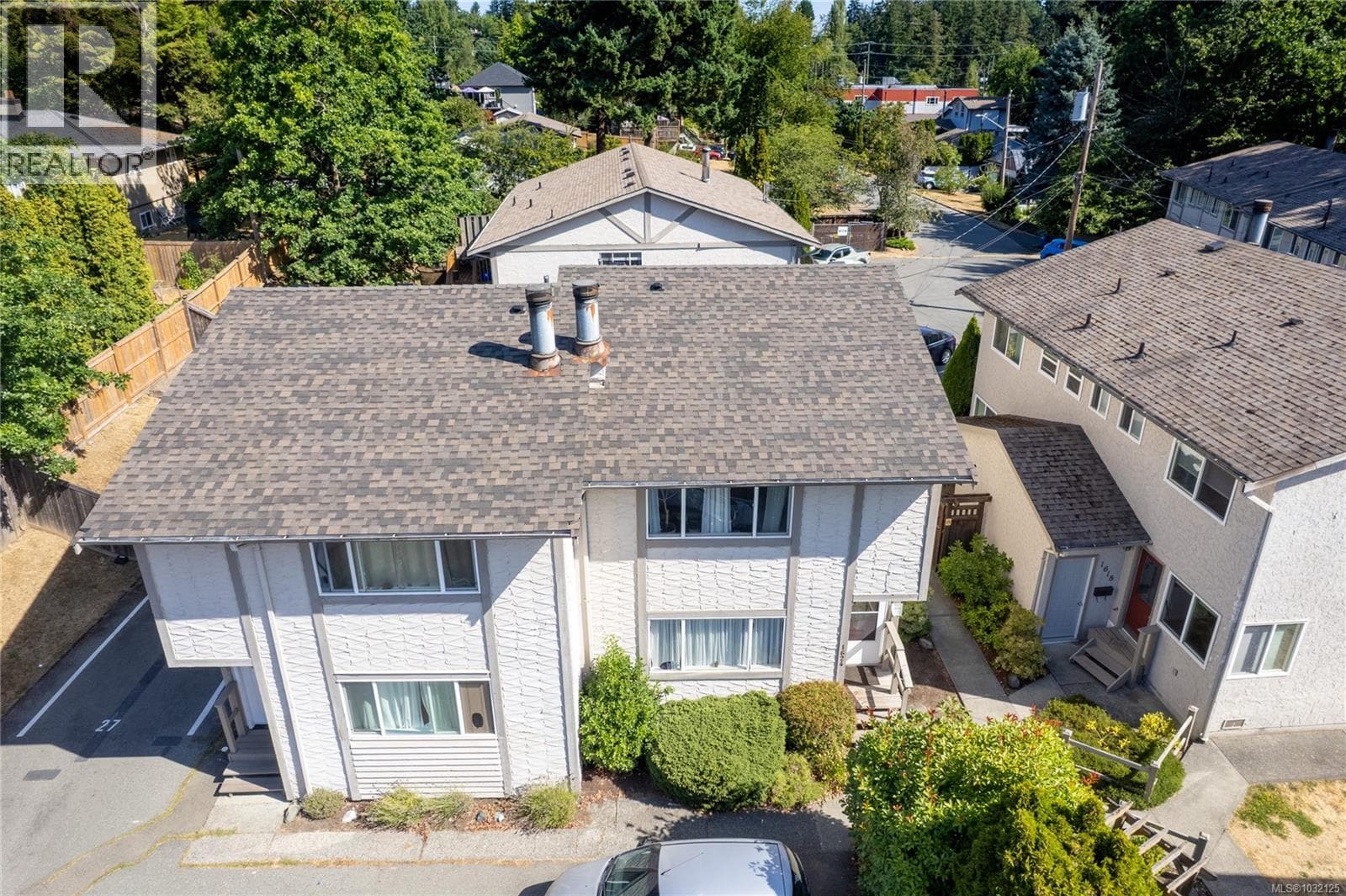 1624 Fuller St photo 4