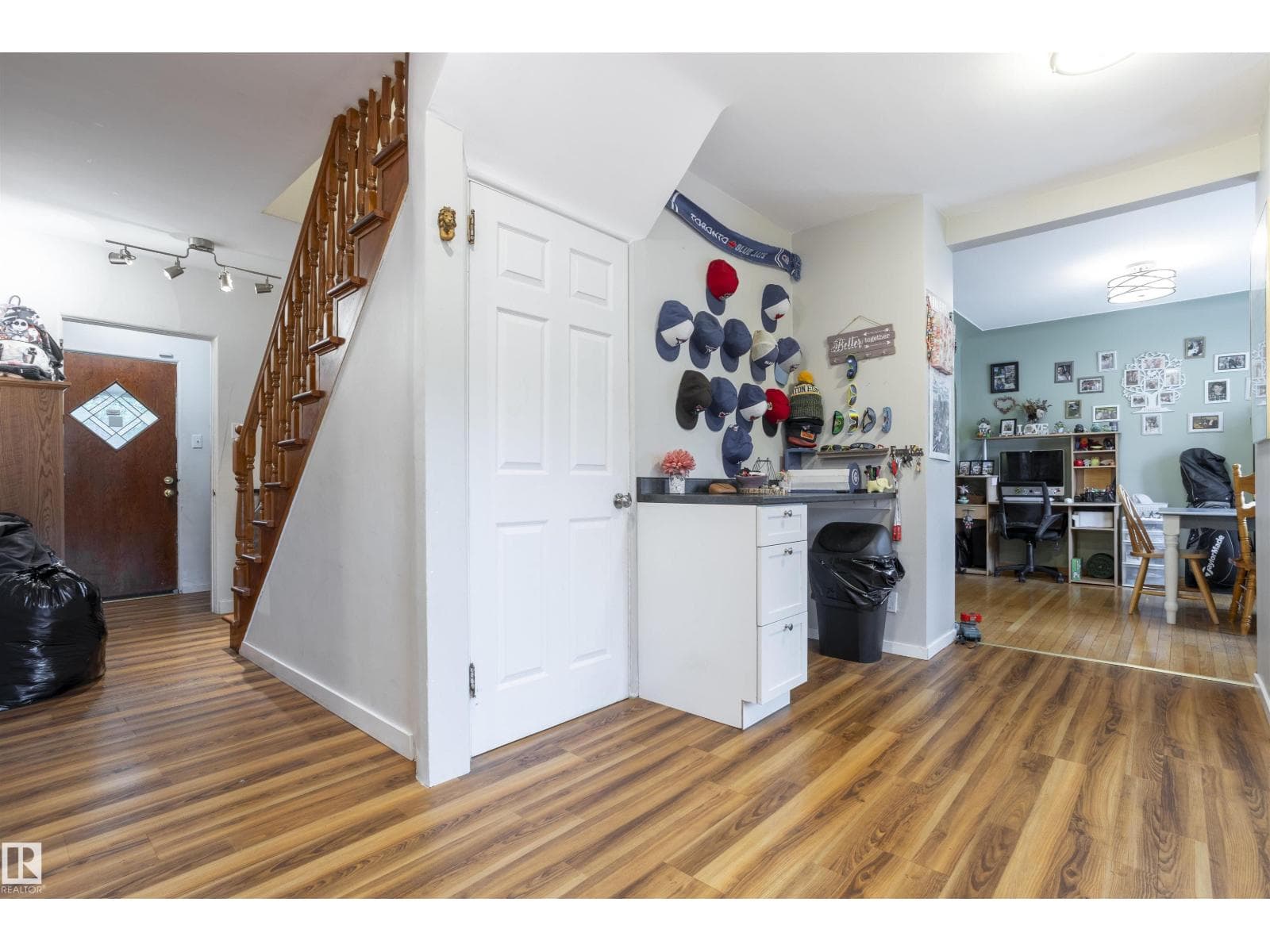 10880 73 ST NW photo 5