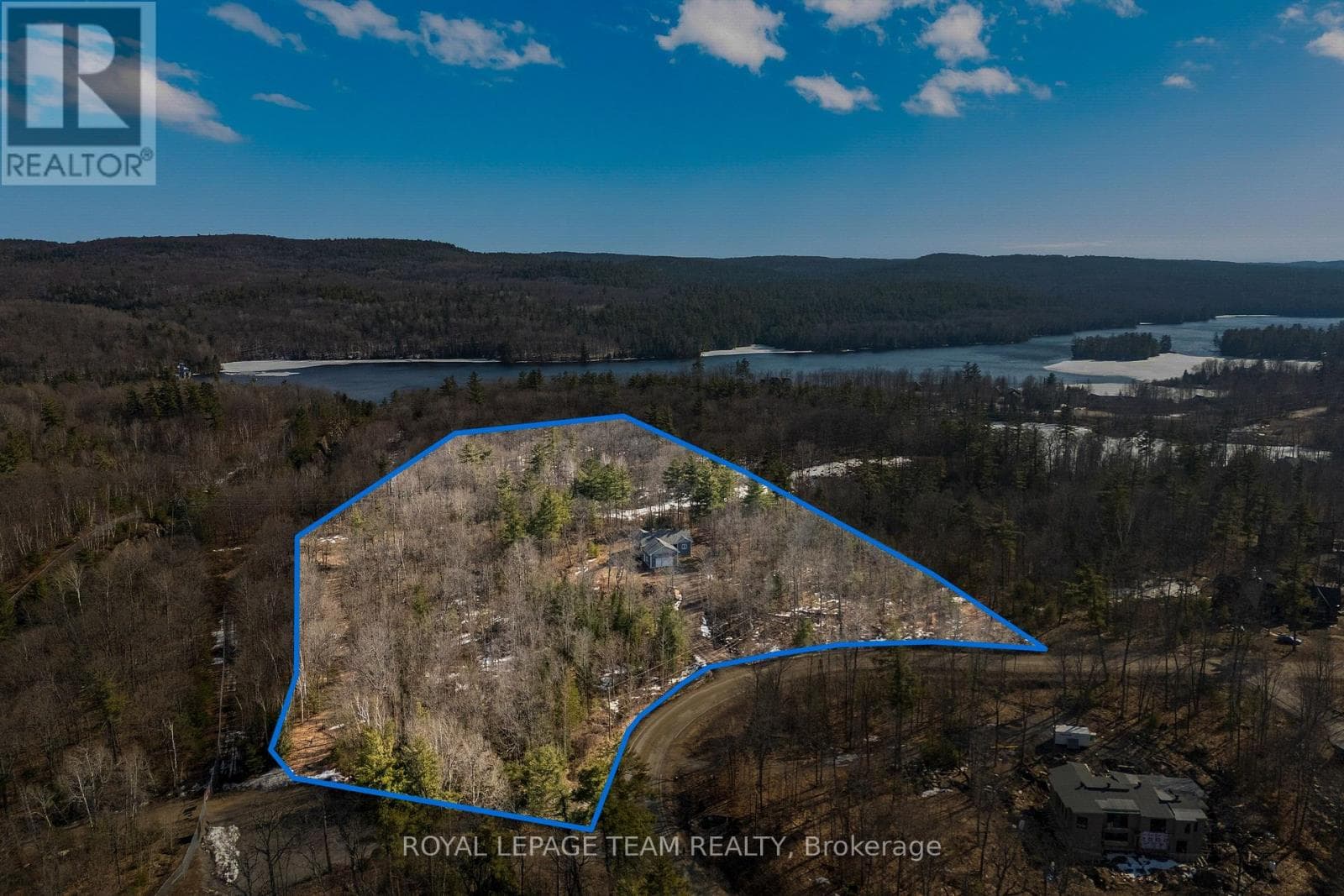 803 BARRETT CHUTE ROAD photo 2