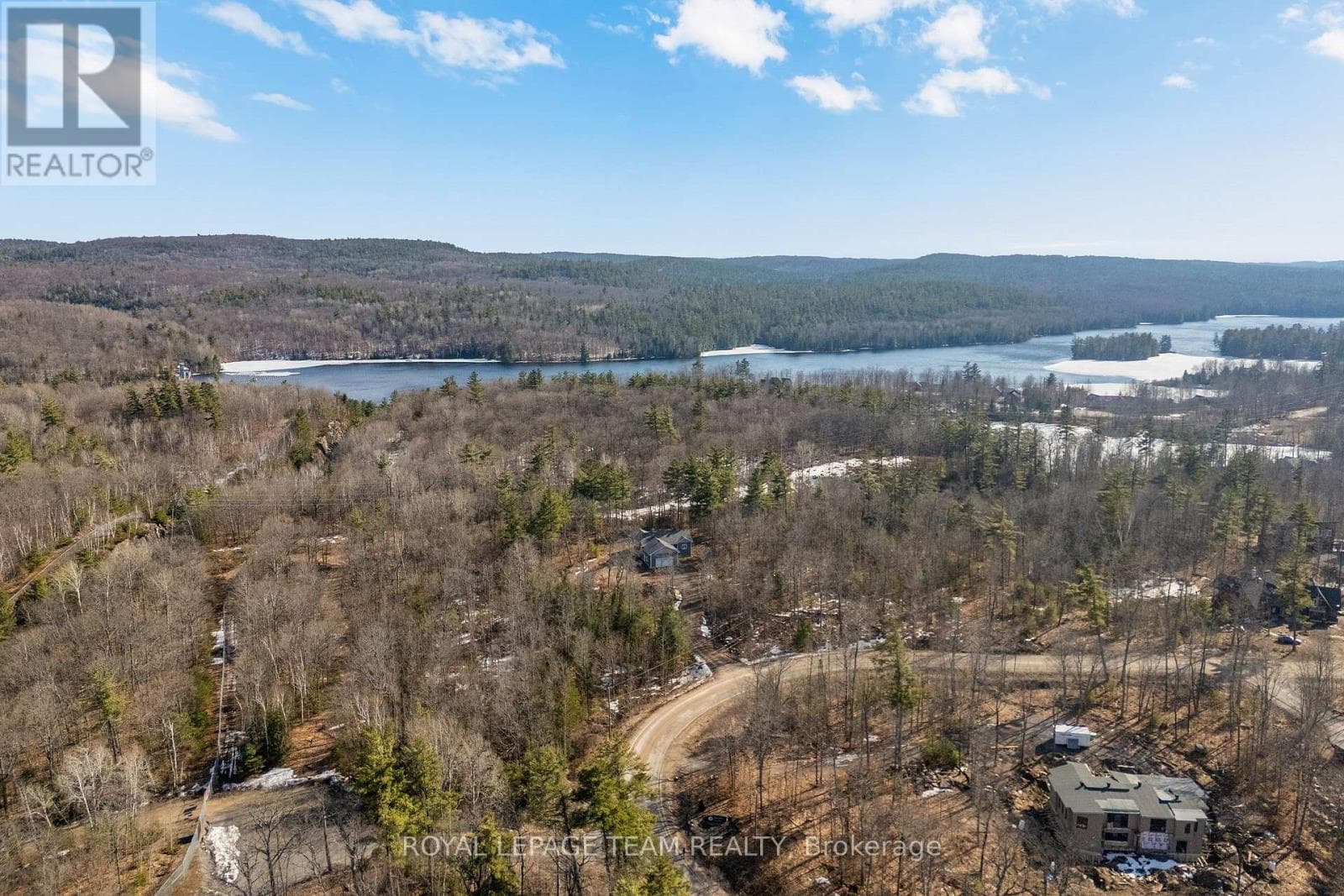 803 BARRETT CHUTE ROAD photo 4
