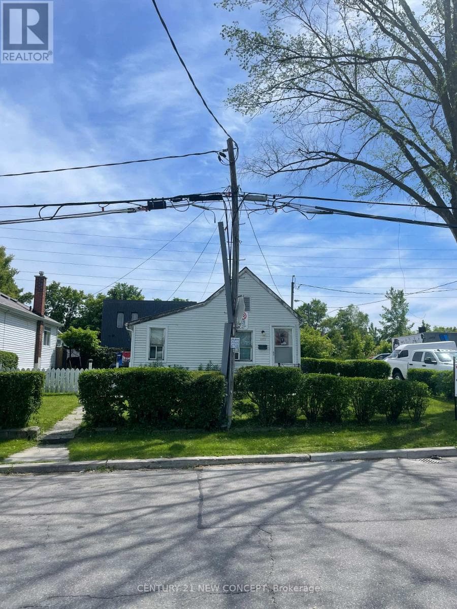 1171 ROSELAWN AVENUE photo 2